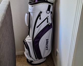 Women's Gulf clubs never used