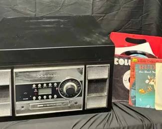 CT244VCrowley Record Player, CD recorder And 45 Records
