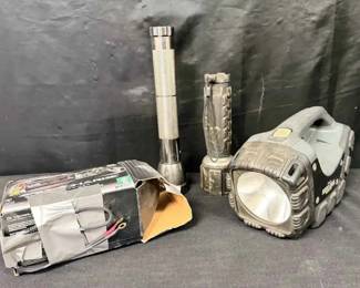 CT610Charger And Flashlights