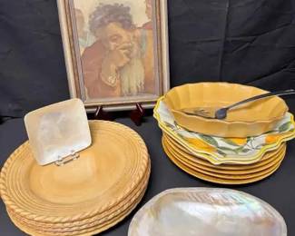 CT238Decorative Plates And Display Bundle
