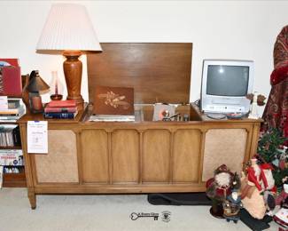 018Some Highlights Orland Park Estate Sale