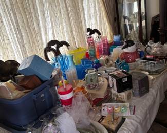 Housewares (Many new in package)