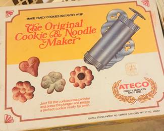 Vintage Cookie Maker 