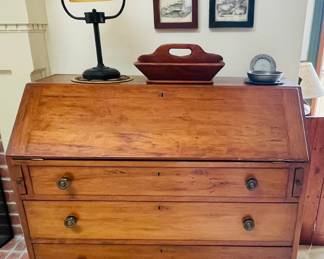 Early American Desk/Secretary 