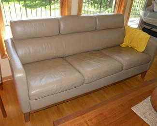 Ekornes Sofa 76x31.5x34