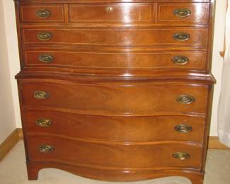 Chest of drawers