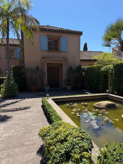 Villa Arancia Entrance