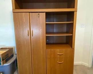 Wood Bookshelf with Pull Out Table