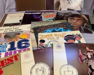Vinyls Lot 1 - 60s and 70s