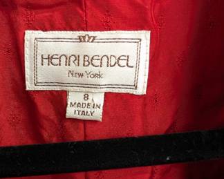 Closeup of Henri Bendel New York scarlet red two-button blazer size 8, made in Italy