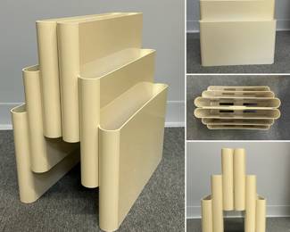 An iconic 1970s vintage magazine rack designed by Giotto Stoppino for Kartell, off-white color, manufactured in Italy
