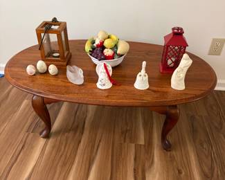 Broyhill oak coffee table and 2 end tables