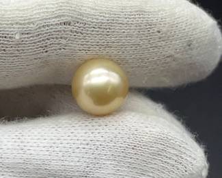 9 mm Golden South Sea Pearl
