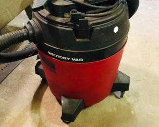 Shop vacuum