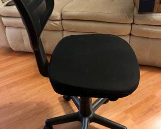 Black Mesh Office Desk Chair