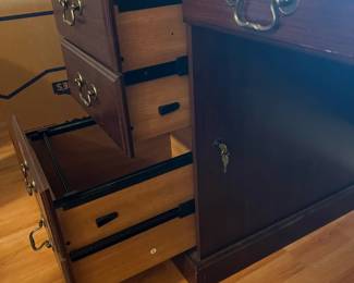 Traditional Mahogany Executive Desk