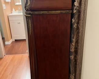 Vintage Woman in Black Autumn Print