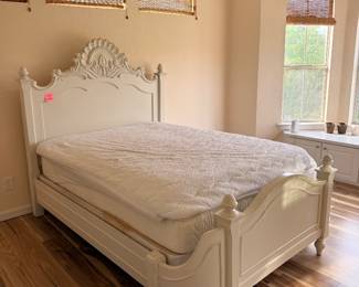 Quality Queen Sleigh Bed
