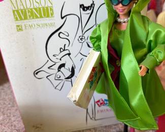 Barbie Madison Avenue FAO Schwarz Exclusive Doll/Box