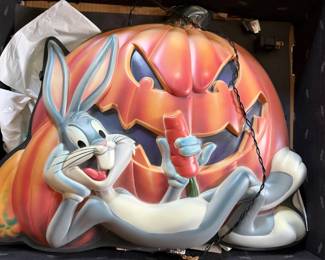 Warner Bros Illuminated Bugs Bunny Pumpkin/Box