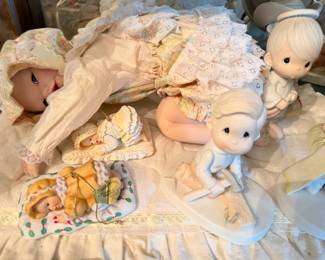 Ashton Drake "Picture Perfect Babies Collection, Porcelain. With Precious Moments