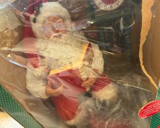Animated Santa/Box