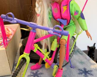 Bicyclin Barbie