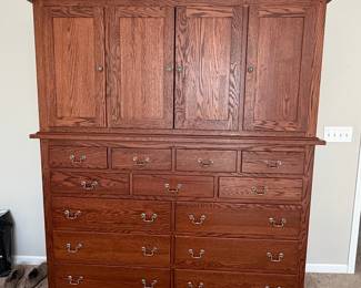 Amish Oak Wardrobe with Drawers
