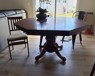 Octagonal Pedestal Dining Table