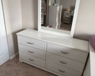 Ashley Furniture Anarasia 6-Drawer Dresser and Mirror