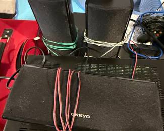 Onkyo TX-SR313 5.1 Channel Home Theater Receiver with Speakers and Remote