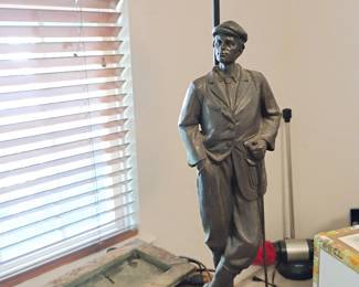 Bronze figural golfer table lamp