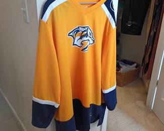Nashville Predators yellow hockey jersey