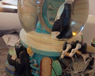 Disney Snow White Evil Queen snow globe music box