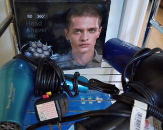 8D 360 head shaver kit and electrical items