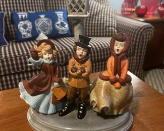 Vintage Atlantic Mold Christmas Carolers 