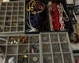 Nice Costume Jewelry - Inc. Vintage