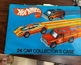 Vintage Hot Wheels w Cars