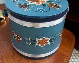 Toll Painted Ice Bucket