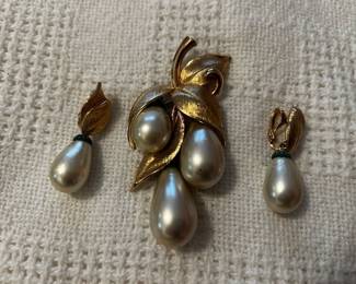 Vintage Pearl Brooch and Earrings