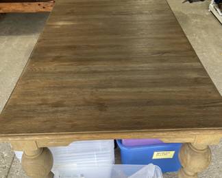 Very long dining table with sexy, sexy legs! I can imagine sitting here for a "Farm-to-Table" event!