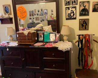 5 piece queen bedroom set, vintage silhouettes, vintage needle work