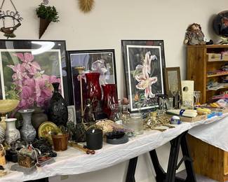 Candle holders, decorative items