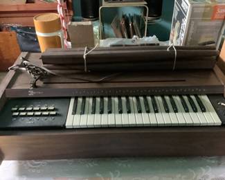 Estey Electric Oragan 