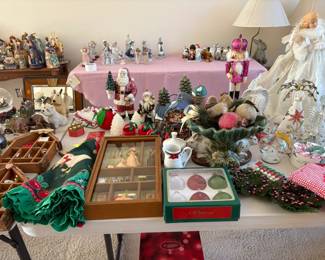 Christmas Decor and Figurine