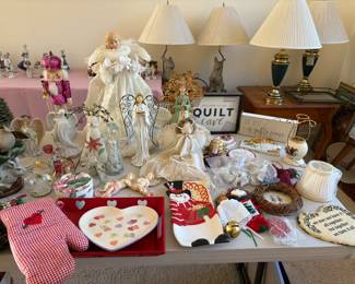 Themed Holiday Decor