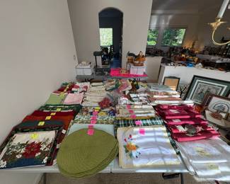 Table Linens: Placemats, Tablecloths, Napkins, Napkin Rings, Doilies, etc.