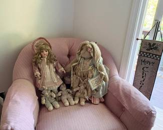 Dolls & Bunnies, Arm Chair