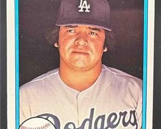 1981 Fleer 140 Fernando Valenzuela Rookie Dodgers SHARP