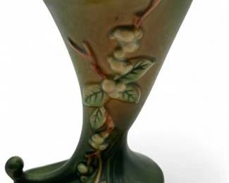 Vintage Roseville Pottery Cornucopia Vase In Snowberry Pattern